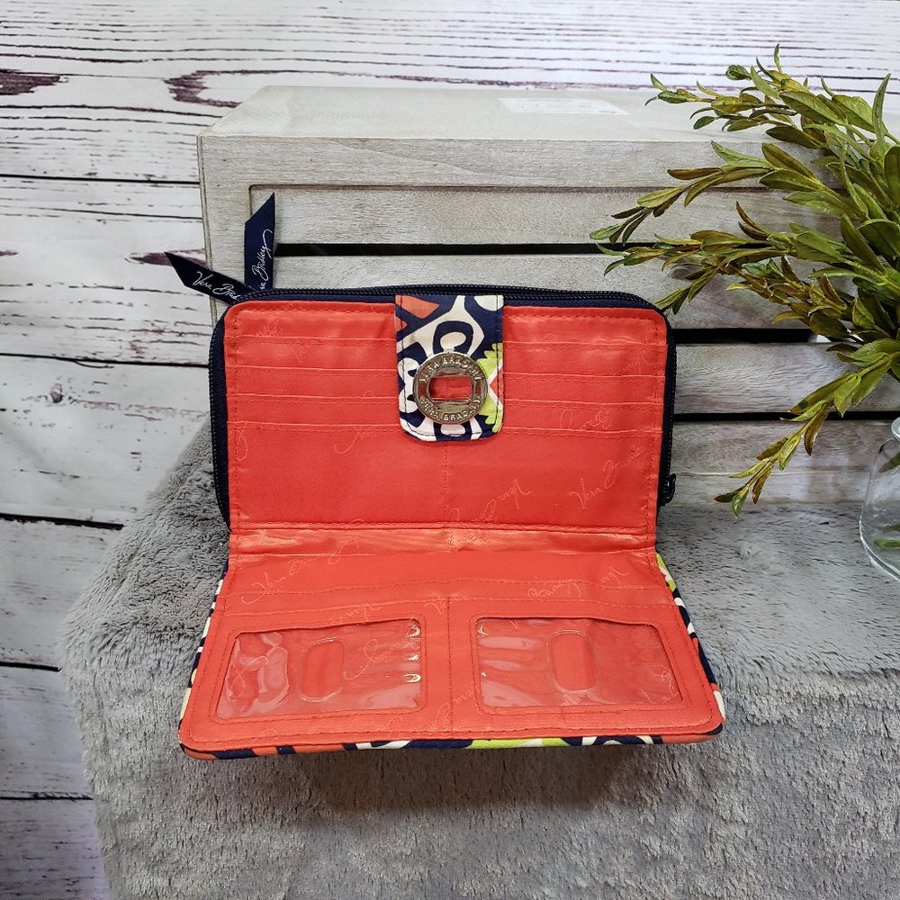 EUC Vera Bradley Turnlock Wallet - Picture 5 of 8